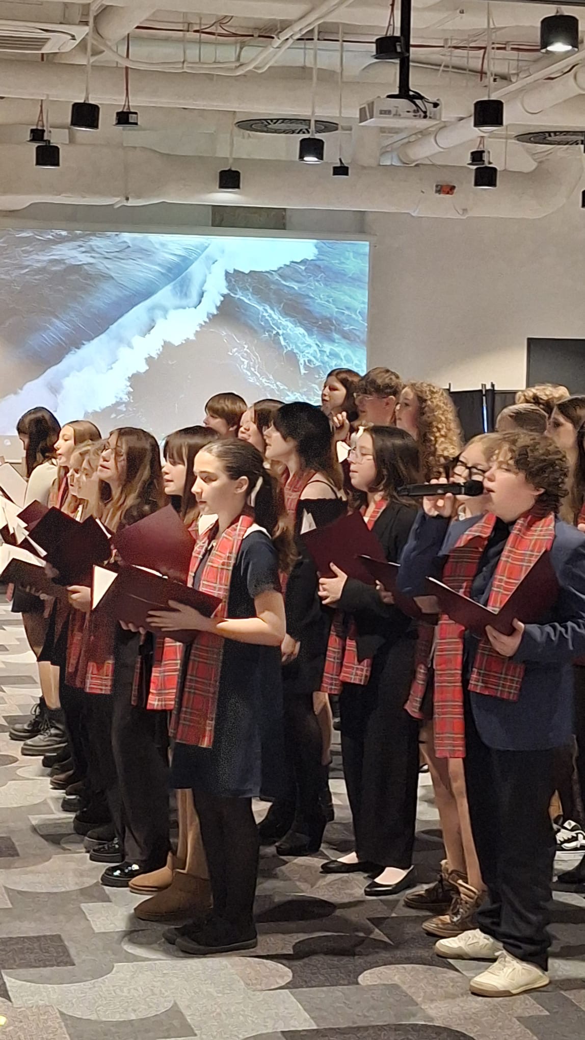 b1d7a827-113e-42a7-905b-2ec25c9ab5dd